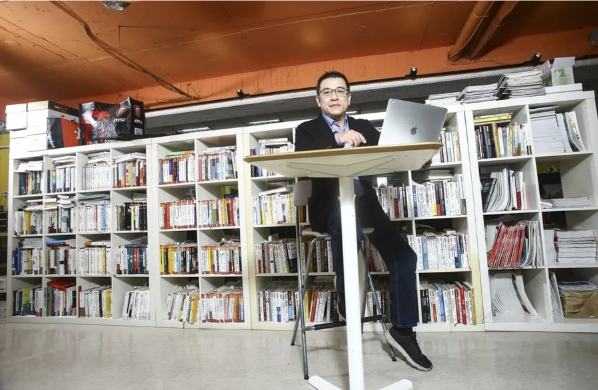 演算法比對寫作習慣報導